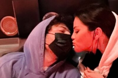 Selena Gomez Kisses Boyfriend Benny Blanco At Disneyland Date