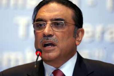 Pak at 'tipping point' but nuclear weapons safe: US