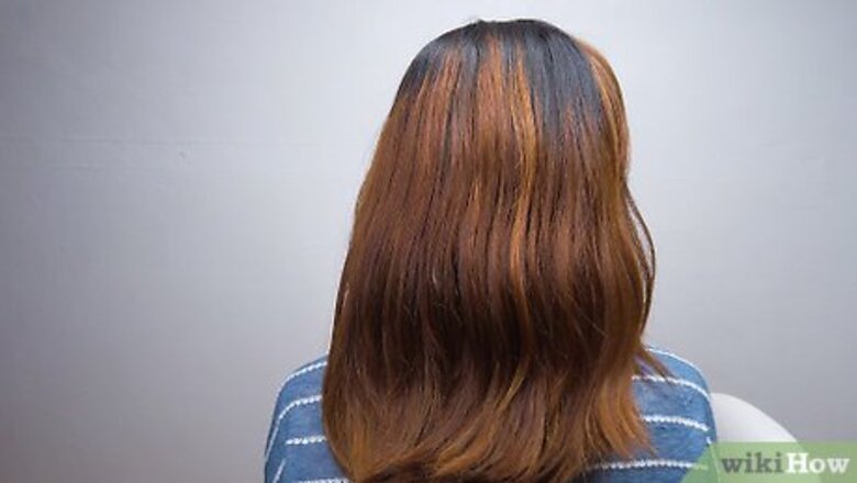 How to Curl Short Hair with a Curling Iron