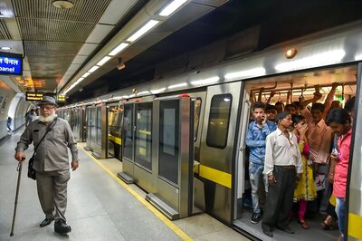 Woman Kills Self by Jumping Before Delhi Metro Train, Yellow Line Services Disrupted