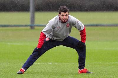 Barcelona in talks for Fabregas, Villa