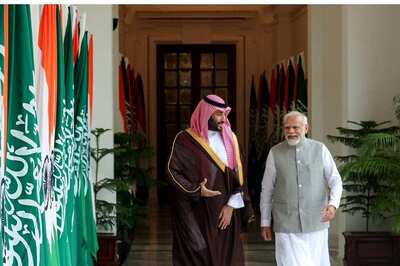 PM Modi Speaks to Saudi Crown Prince; Exchange Views on Situation in West Asia