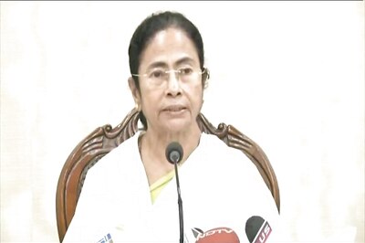 Assam NRC LIVE: Not Hindus or Muslims, But Bengalis Being Targeted, Says Mamata