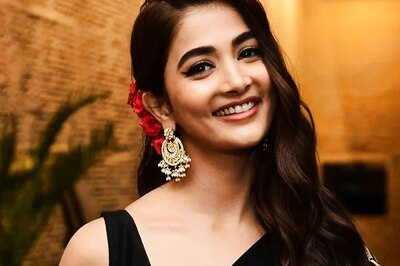 Telugu Actress Pooja Hegde Looks Stunning in Black Saree