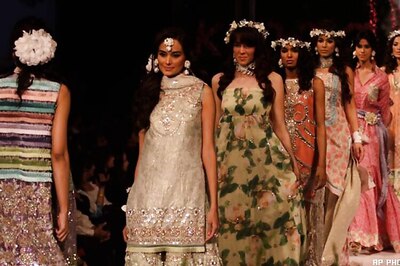 'Shaan-e-Pakistan' not just 'glimpse into fashion'!