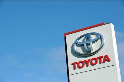 Toyota Announces Special Finance Offer, 55 Percent Buyback Scheme on Yaris, Glanza