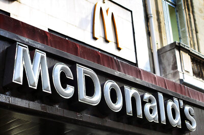 Muslim Teen Told to Take Off Hijab at London McDonald's Outlet