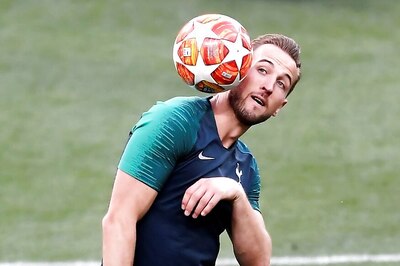 Harry Kane 'Will be Off' if Tottenham Hotspur Don't Win Trophies, Warns Alan Shearer