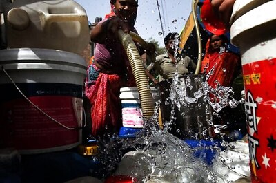 140 water filling points made functional in Delhi amid crisis