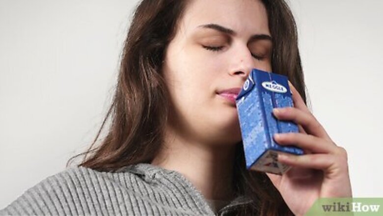 6 Signs Heavy Cream Has Gone Bad (& How Long It's Good For)