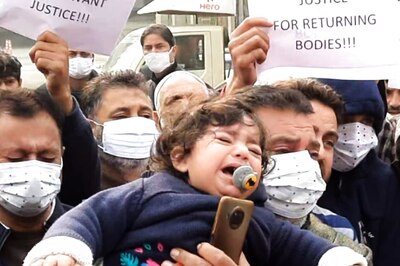 Hyderpora Encounter: Bodies of 2 Bizmen Buried with 'Limited Number of People' Day After L-G's Orders