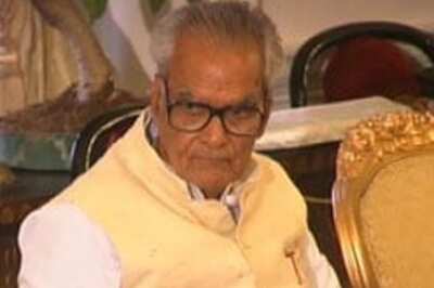 Shekhawat formally joins Prez race