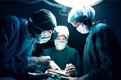 Woman Undergoes Robot-Assisted Surgery for Rare Condition in Delhi