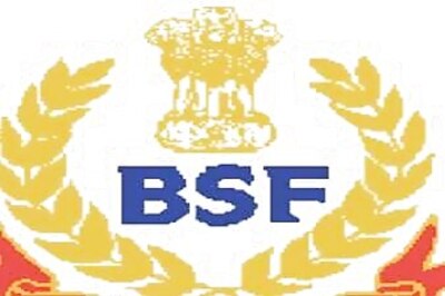 Modi lauds BSF for tirelessly defending India's borders