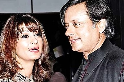 Delhi HC Seeks Police Reply on Shashi Tharoor's Plea to Preserve Sunanda Pushkar's Tweets
