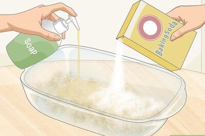 How to Clean Baked on Grease Off Glass Dishes
