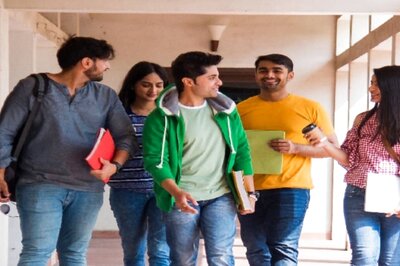 30% Increase in Employers' Intent to Hire Freshers in First-half of 2022: Survey