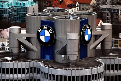 BMW Bosses to Skip Paris Motor Show to Work on Electric Car Strategy