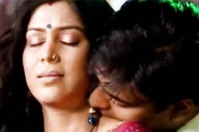 When Sakshi Tanwar And Ram Kapoor’s Kiss In Bade Achhe Lagte Hain Stirred Controversy