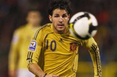 Arsenal's Fabregas dismisses Ferdinand's title claims