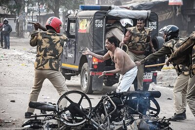 HC Stays Recovery Notice over Damage to Property in Kanpur during Anti-CAA Protests, Akhilesh Slams Yogi