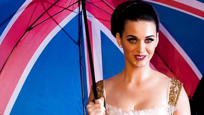 Katy Perry's friends want her to date Robert Pattinson