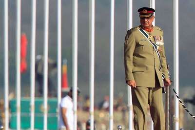 Pakistan Army Chief General Qamar Javed Bajwa Gets 3-Year Extension Over 'Regional Security' Concern