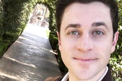 David Henrie On How Fans Tried To Bribe Him For How I Met Your Mother Ending: 'Kept Sending Me Drinks'