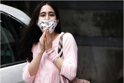 Sara Ali Khan Spotted Outside Aanand L Rai's Office, Greets Paps with Namaste