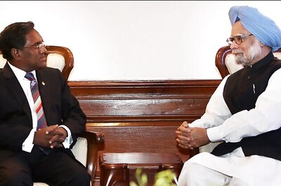 India assures strong support as PM, Waheed meet