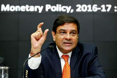 RBI Monetary Policy: Analysts Expect a Cut as India Battles Demonetisation