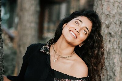 Actor Shriya Saran's Liplock With Husband at Awards Ceremony is Now Talk of Town