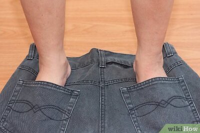 How to Turn Your Jeans Into Earth Friendly Slippers