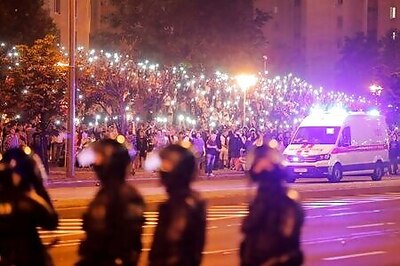 Opposition in Belarus tell Lukashenko to quit as West condemns crackdown after election