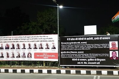 Samajwadi Party's Poster Response to UP Govt as Hoardings of Anti-CAA Protesters Dot Lucknow