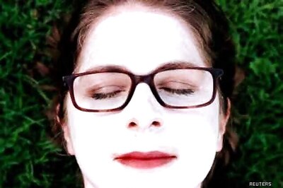 This Diwali, stay away from heavy food for glowing skin