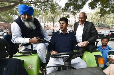 Apologise or Face Legal Notice, Dushyant Chautala Tells Uncle Abhay After His 'Tickets Sale Charge'