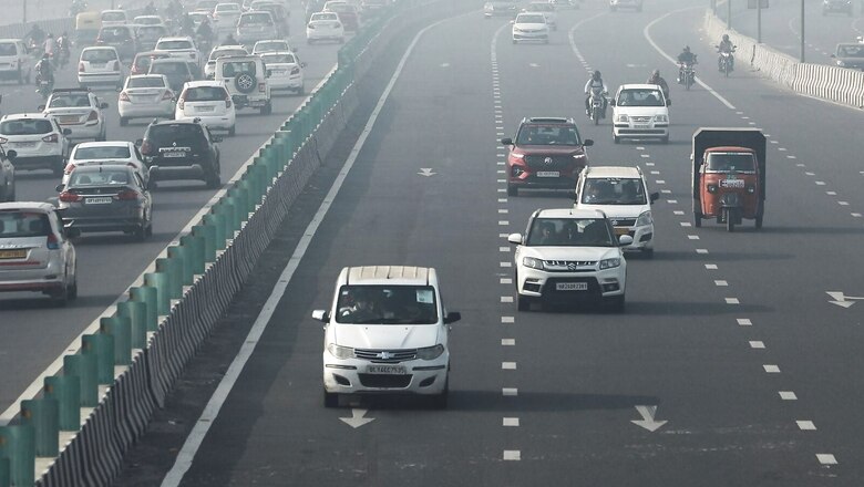 Central Panel Orders Ban on Diesel Vehicles in Delhi-NCR As AQI Dangerously Close to 'Severe Plus' Category
