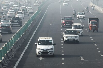 Central Panel Orders Ban on Diesel Vehicles in Delhi-NCR As AQI Dangerously Close to 'Severe Plus' Category