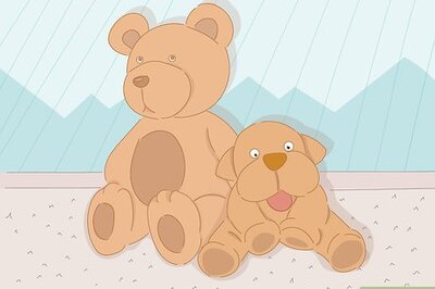 How to Pack a Diaper Bag for a Plane Trip