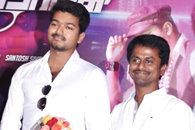 AR Murugadoss wants to work with Vijay in Hindi