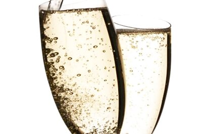 Negative Self-Image Linked to Alcohol Use in Teenage Girls