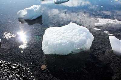 One Trillion Tonne Iceberg Breaks Off Antarctica, Poses Hazard For Ships