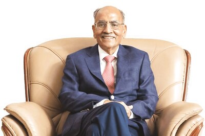 Vardhman Group CEO S P Oswal Duped of Rs 7 Crore, Two Fraudsters Held