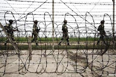 J&K: 30th ceasefire violation by Pakistan as troops fire unprovoked at LoC again
